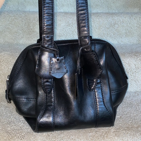 Calvin Klein Collection Leather bowler bag with  lock and key, straps adjustable - Picture 1 of 12